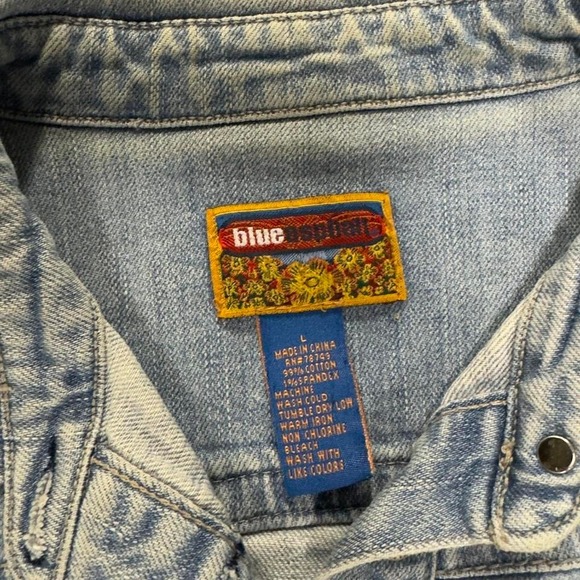 Vintage Y2K women's fitted denim trucker jacket - Picture 2 of 6